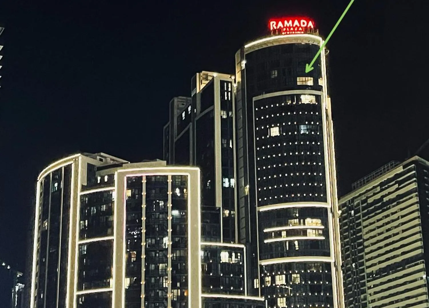 33 Luxury Apartment Batumi